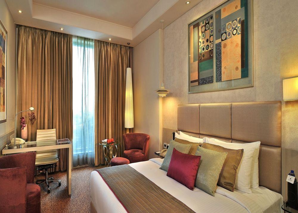 Hotel Park Plaza Faridabad Zewnętrze zdjęcie