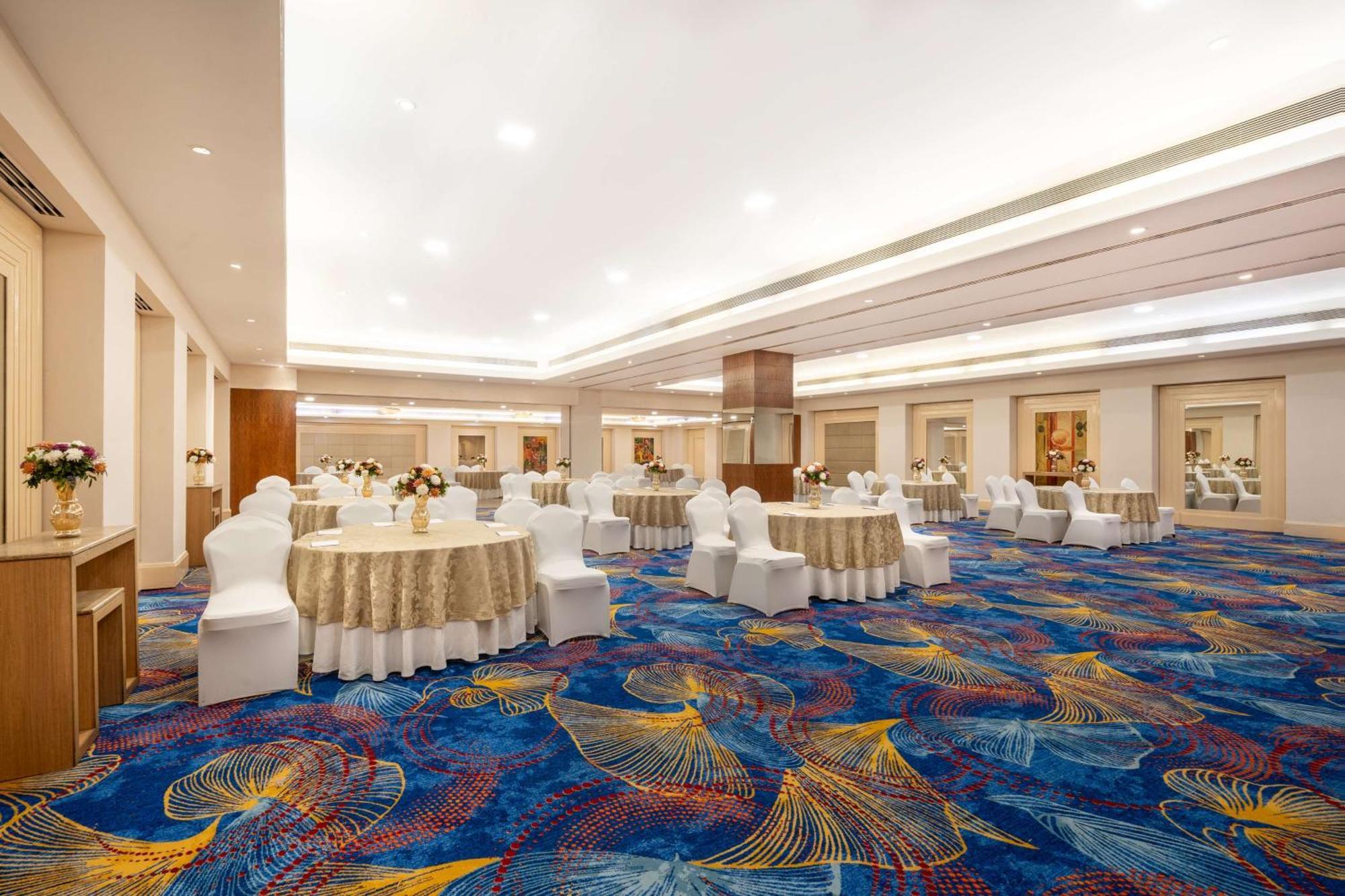 Hotel Park Plaza Faridabad Zewnętrze zdjęcie